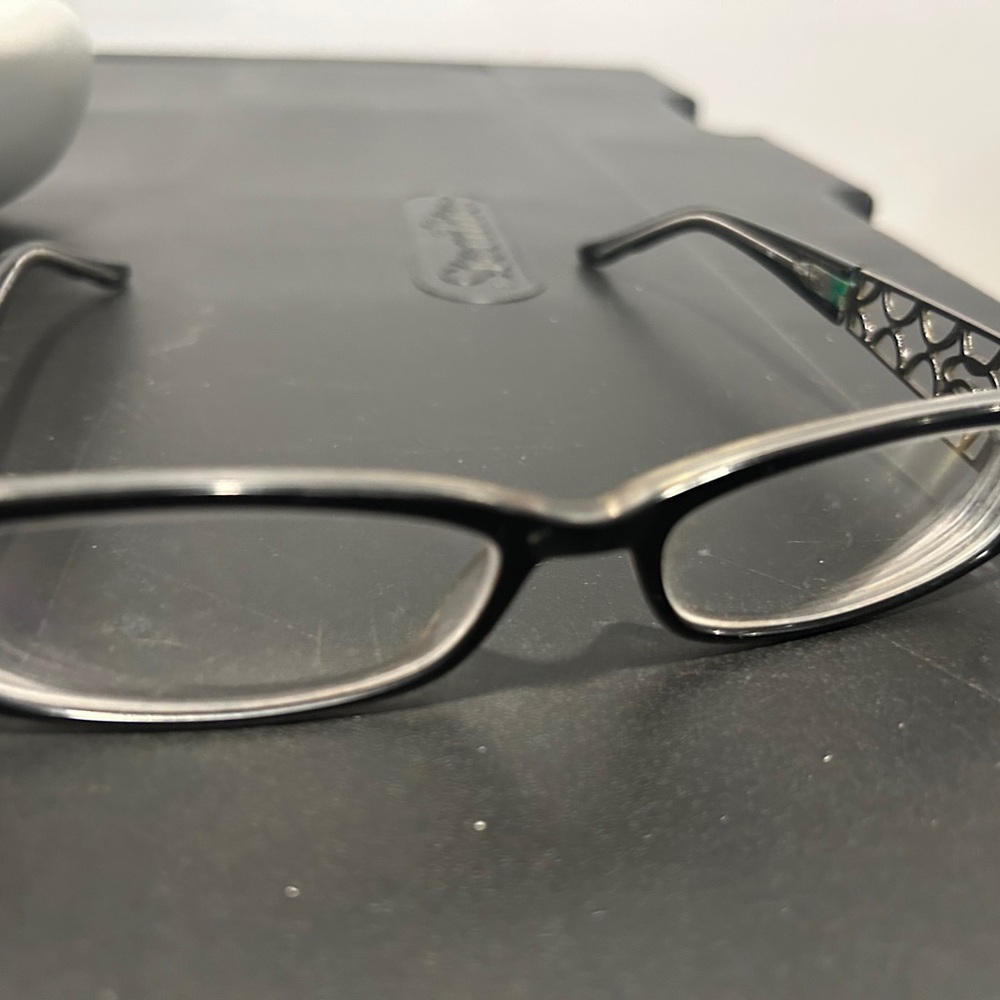 Oscar de la Renta Black Eyewear Frame - Picture 13 of 13